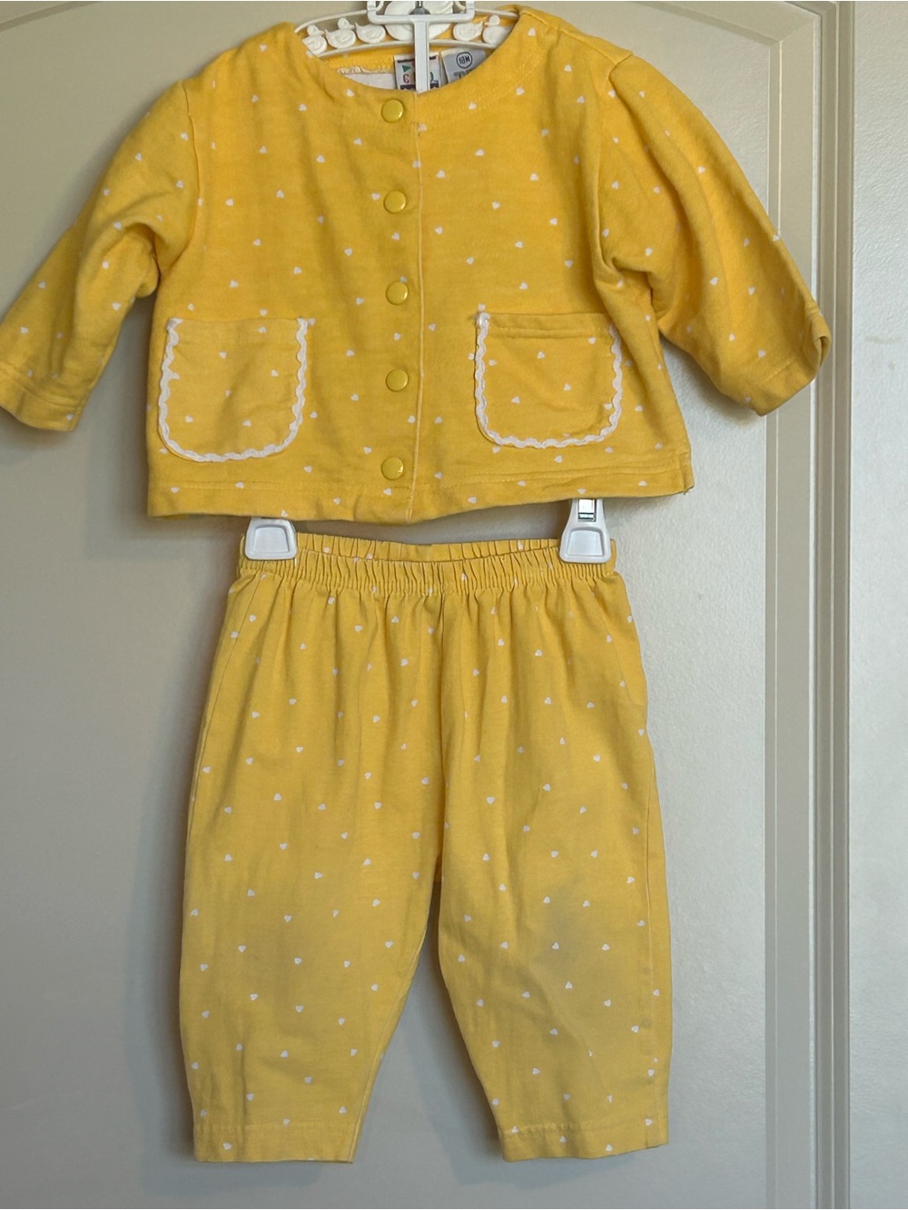 18M Circo Vintage Set with White Heart Accents